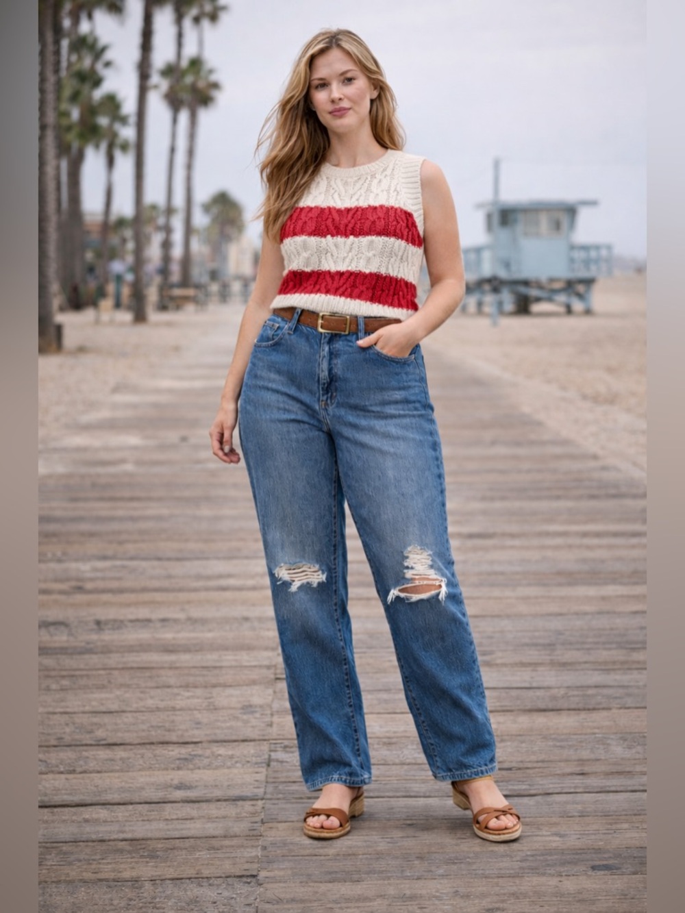 Levi’s High Waisted Straight Distressed Jeans - size 31